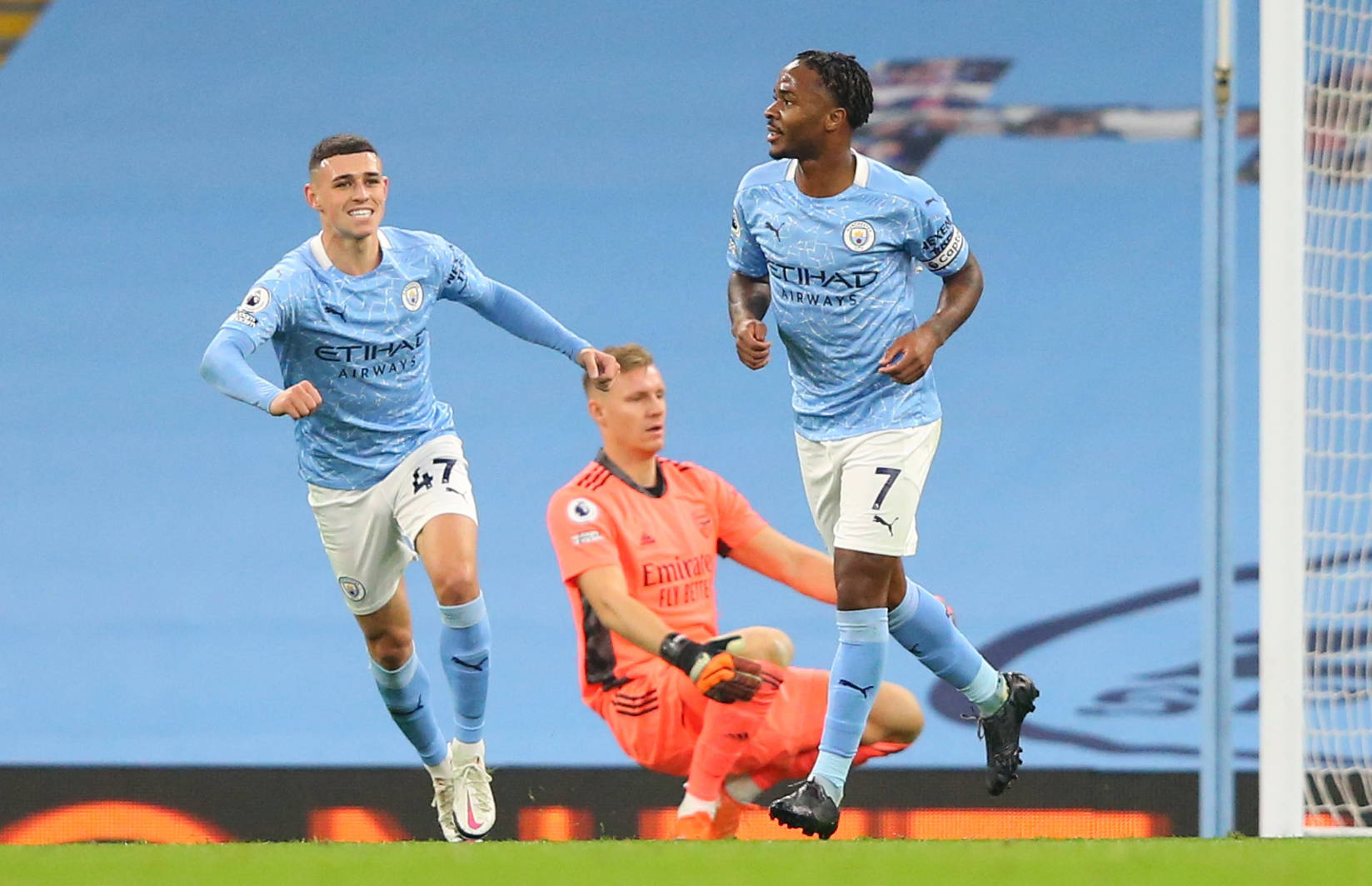 冠军保持竞 冠军保持竞