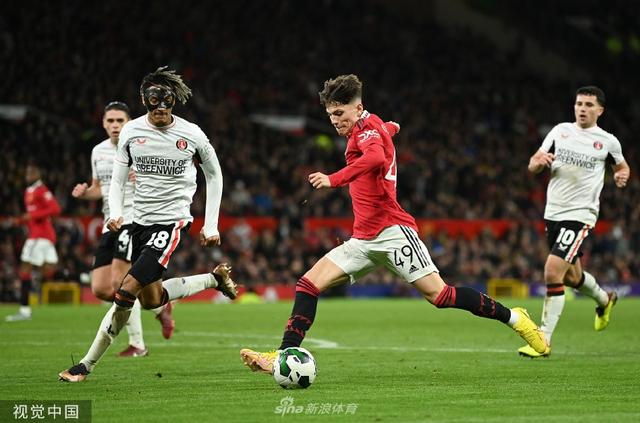 随着中国足 随着中国足